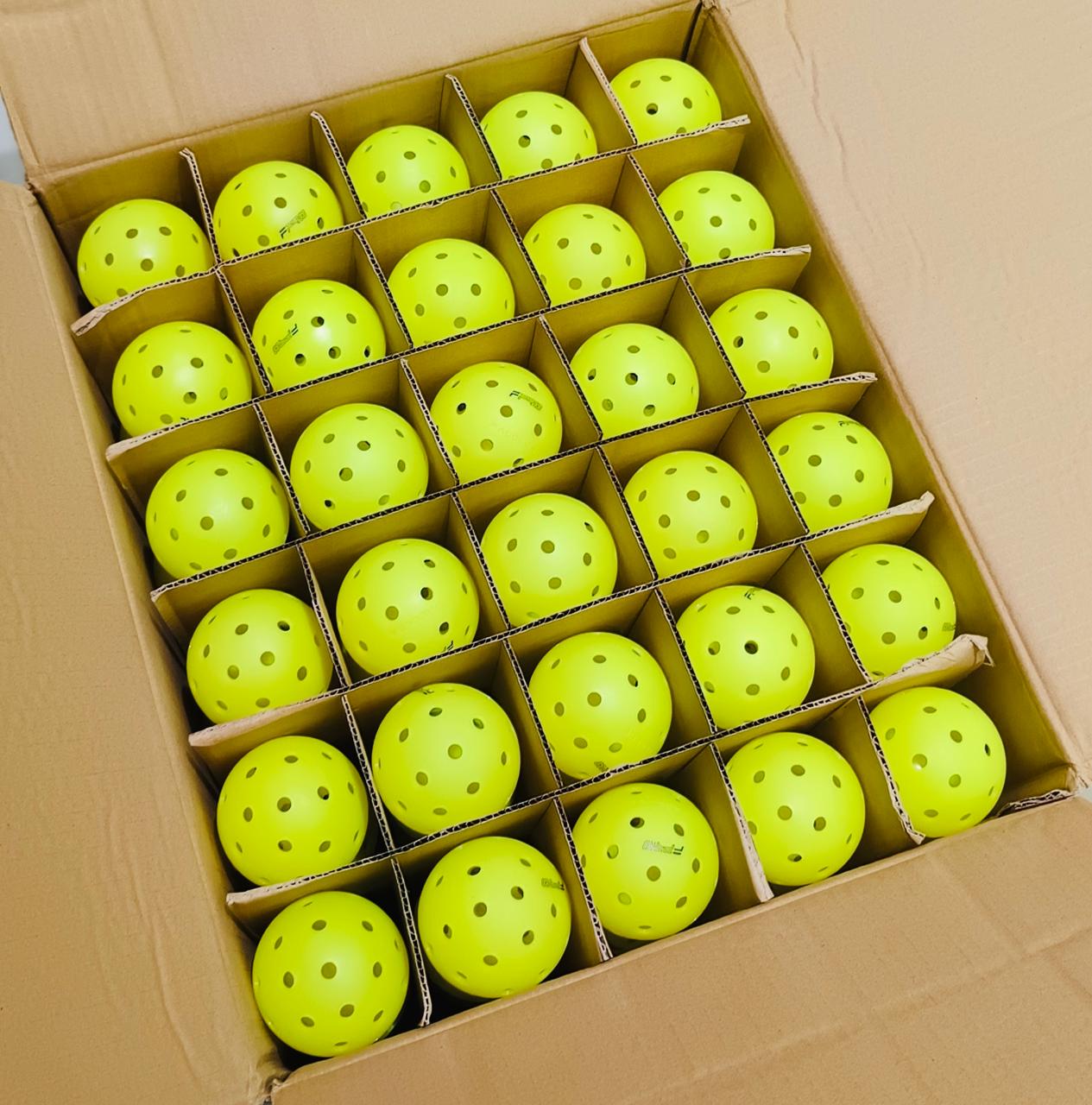 FACOLOS F-PRO GEN 2 PERFORMANCE PICKLEBALLS (PACK OF 150) – NEON